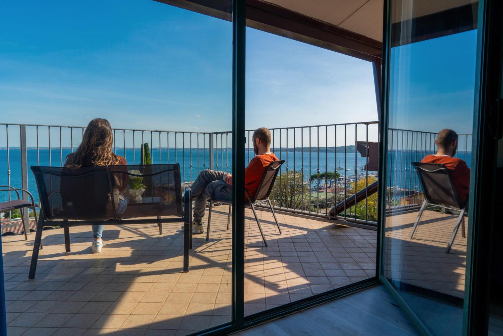 Ahg Riva Del Sole Hotel - Adults Only Moniga del Garda Exteriér fotografie